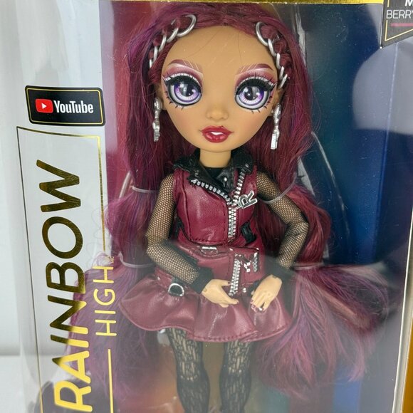 Rainbow High Series 4 MILA BERRYMORE Fashion Doll- Burgundy Red - NEW in box! - Picture 2 of 7